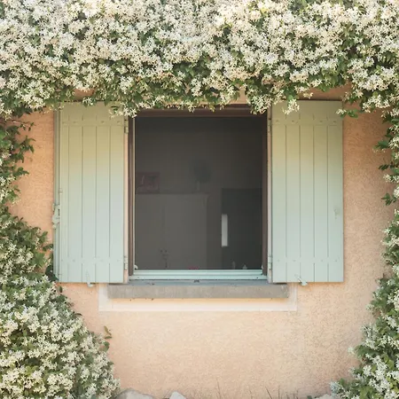 Petit Paradis Mazet Calvisson